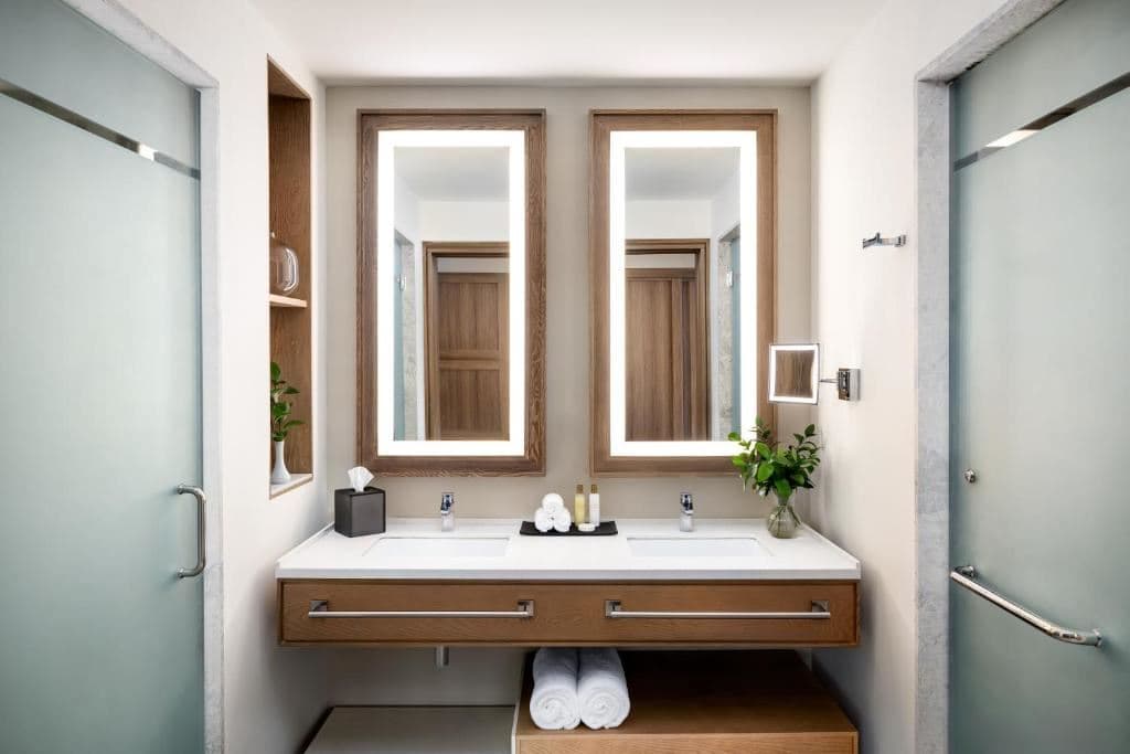 rooms-preferred-club-junior-suite-tropical-view