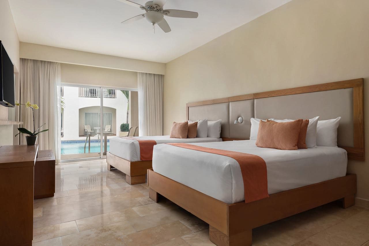 rooms-sun-club-junior-suite-swim-out