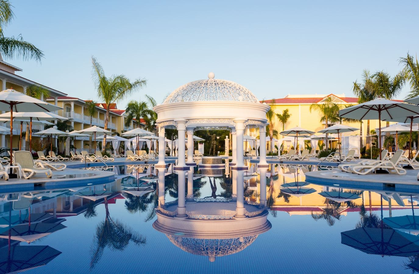 pools-outdoor-pool