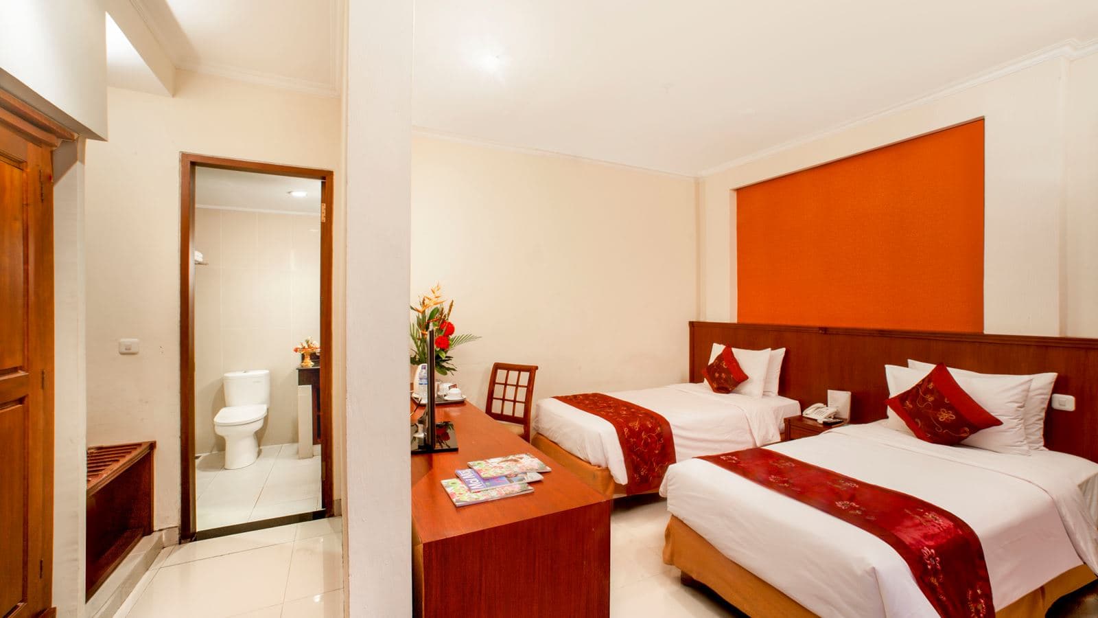 rooms-superior-room