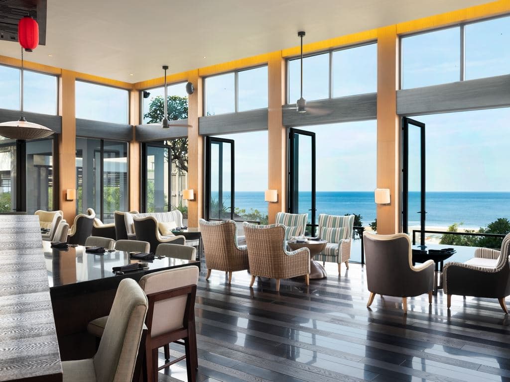 restaurants-raku-lounge-and-bar