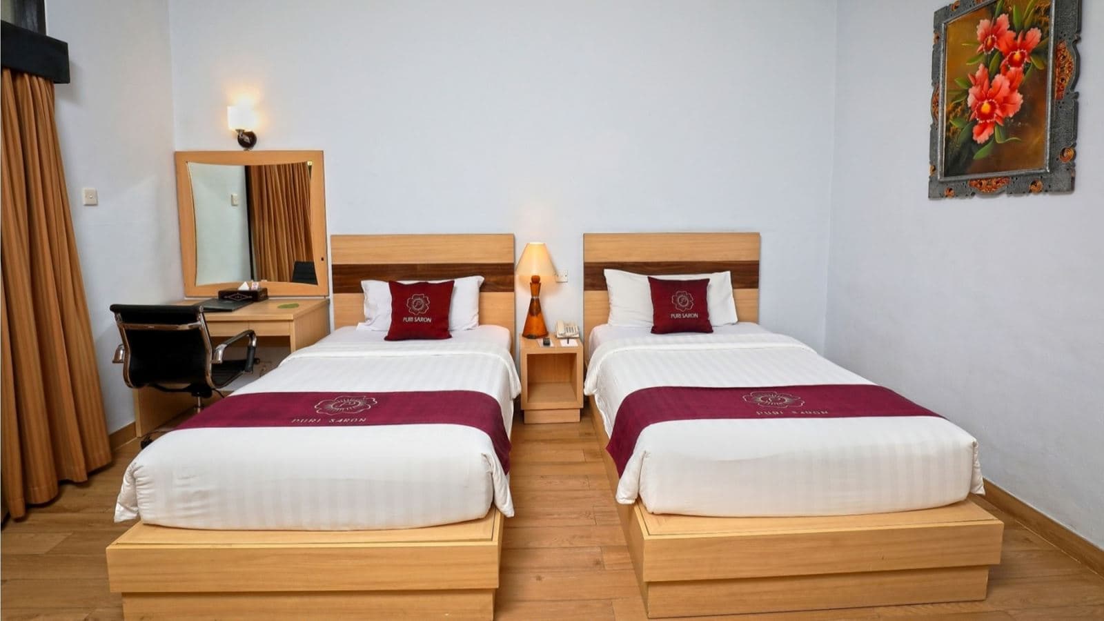rooms-deluxe-room