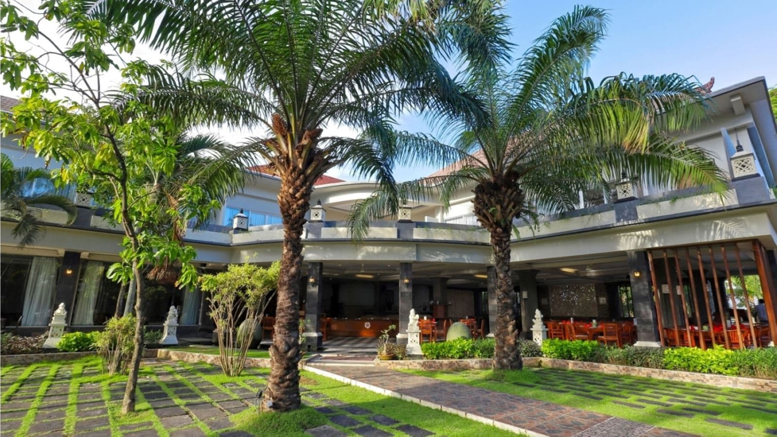 restaurants-mawar-saron-restaurant