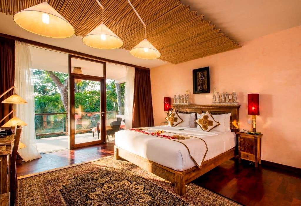 rooms-deluxe-suite