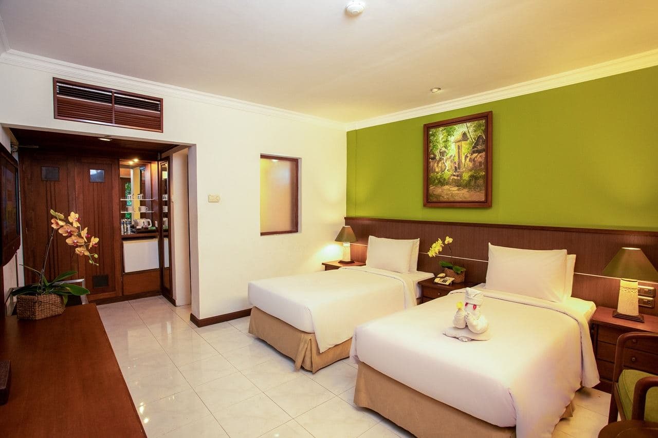 rooms-superior-room