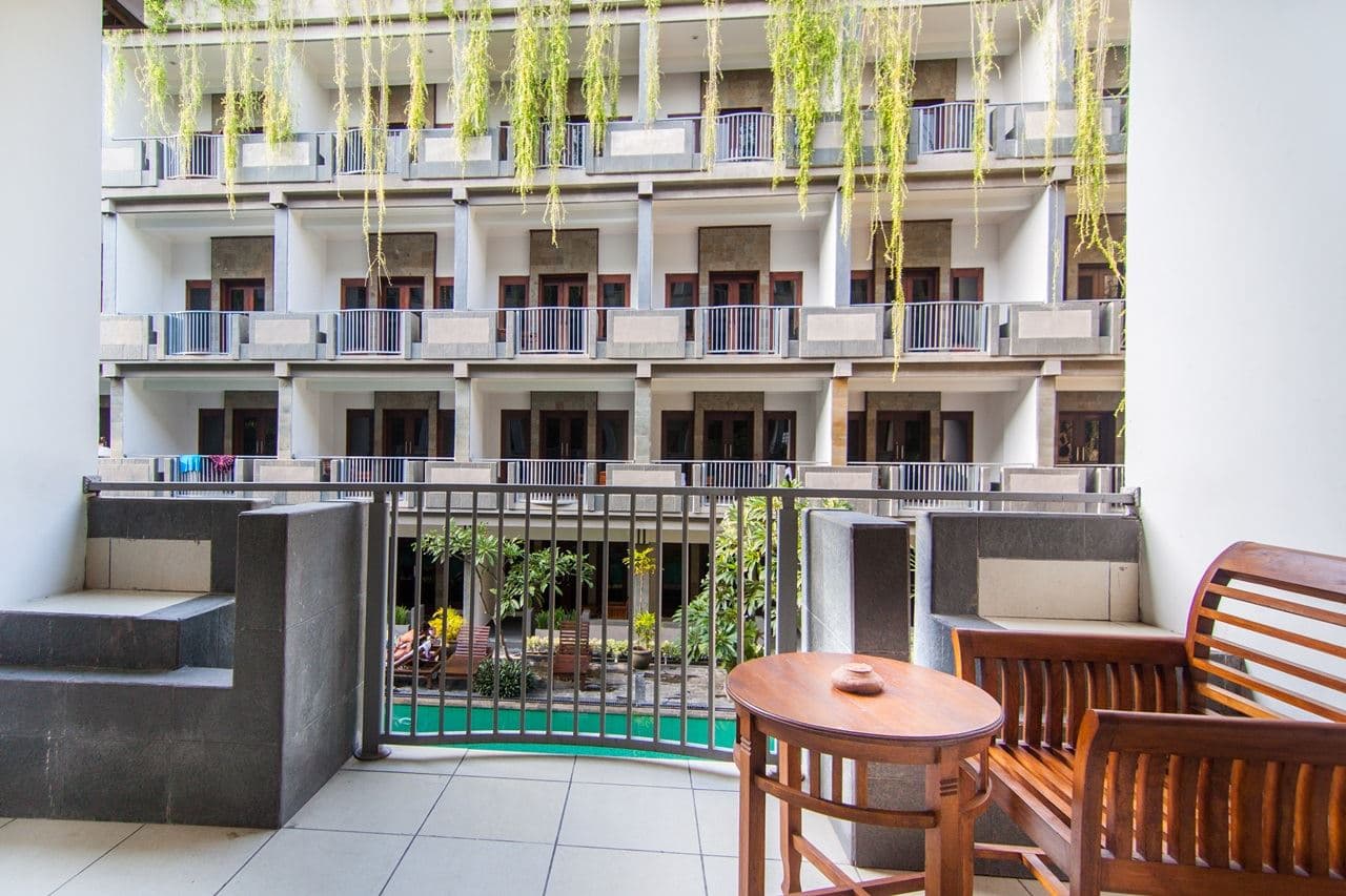 rooms-deluxe-room