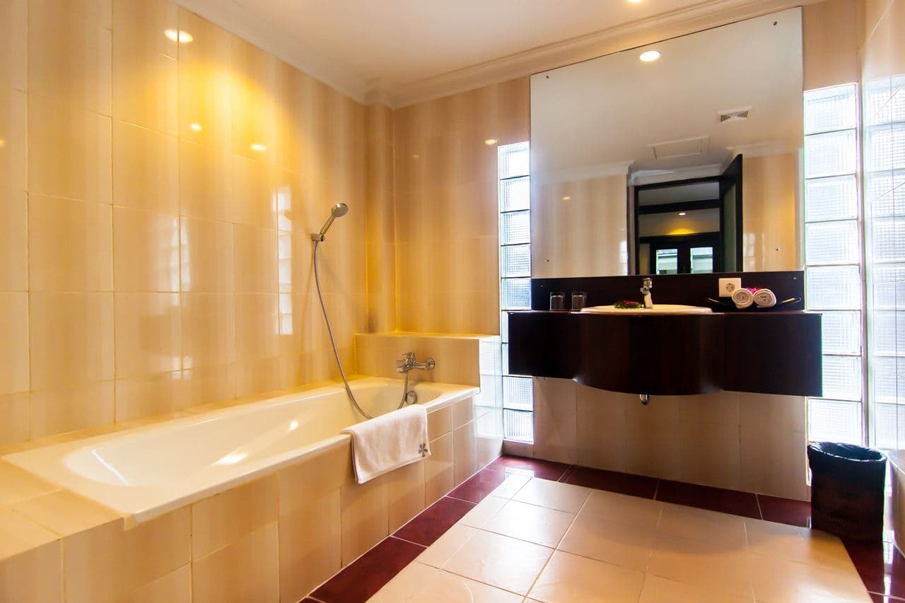 rooms-deluxe-room