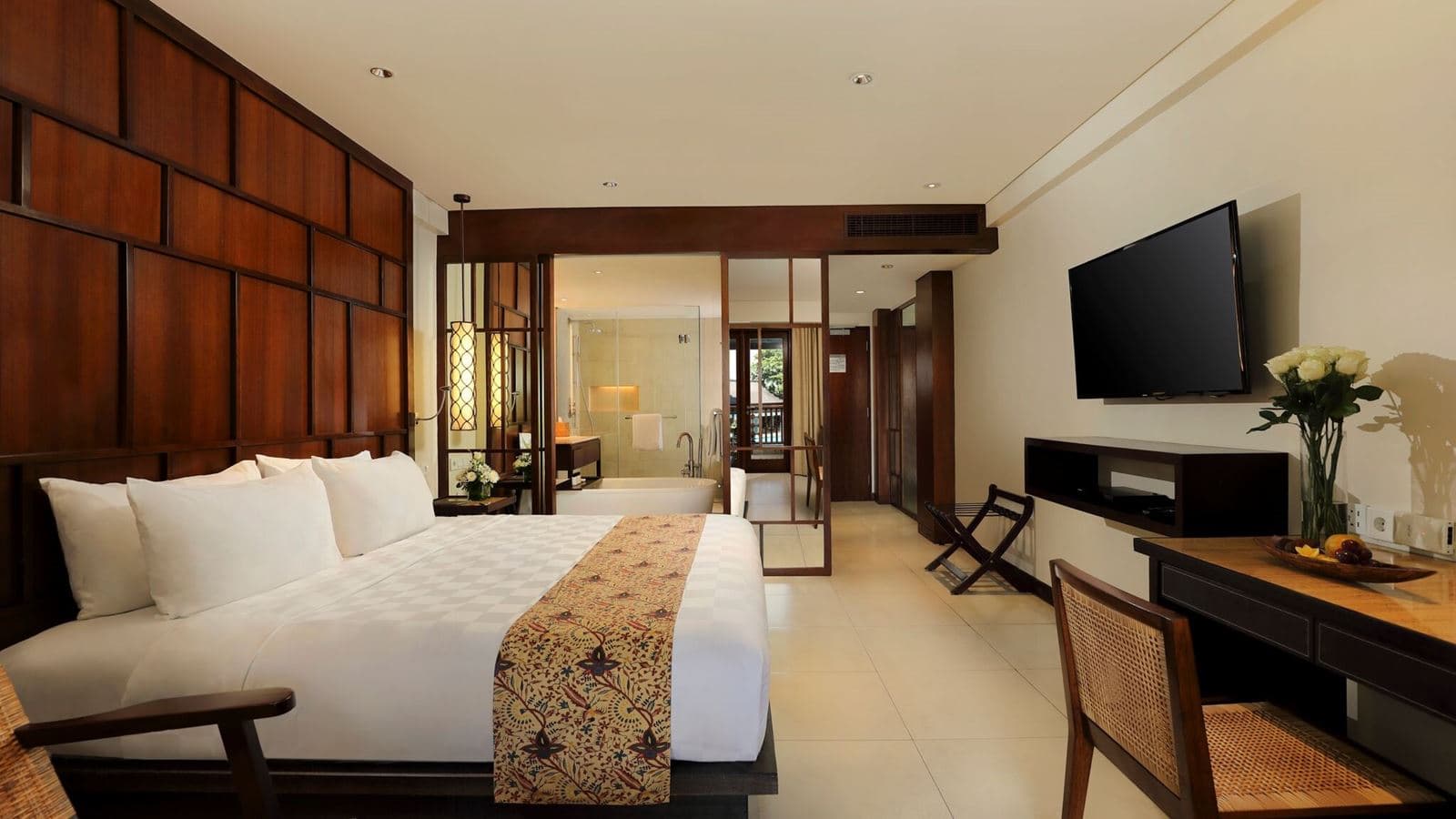 rooms-deluxe-lagoon-view