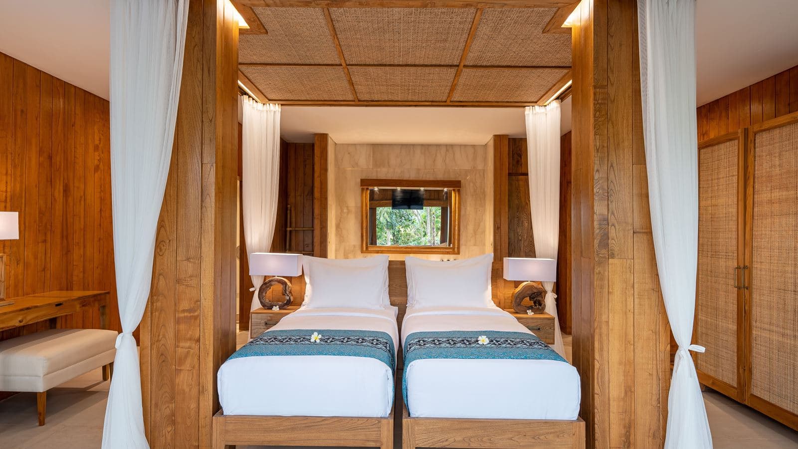 rooms-jungle-suite