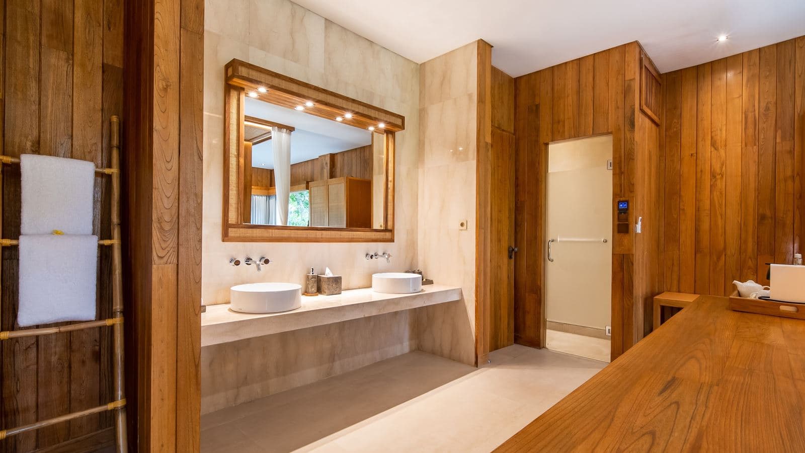 rooms-jungle-suite