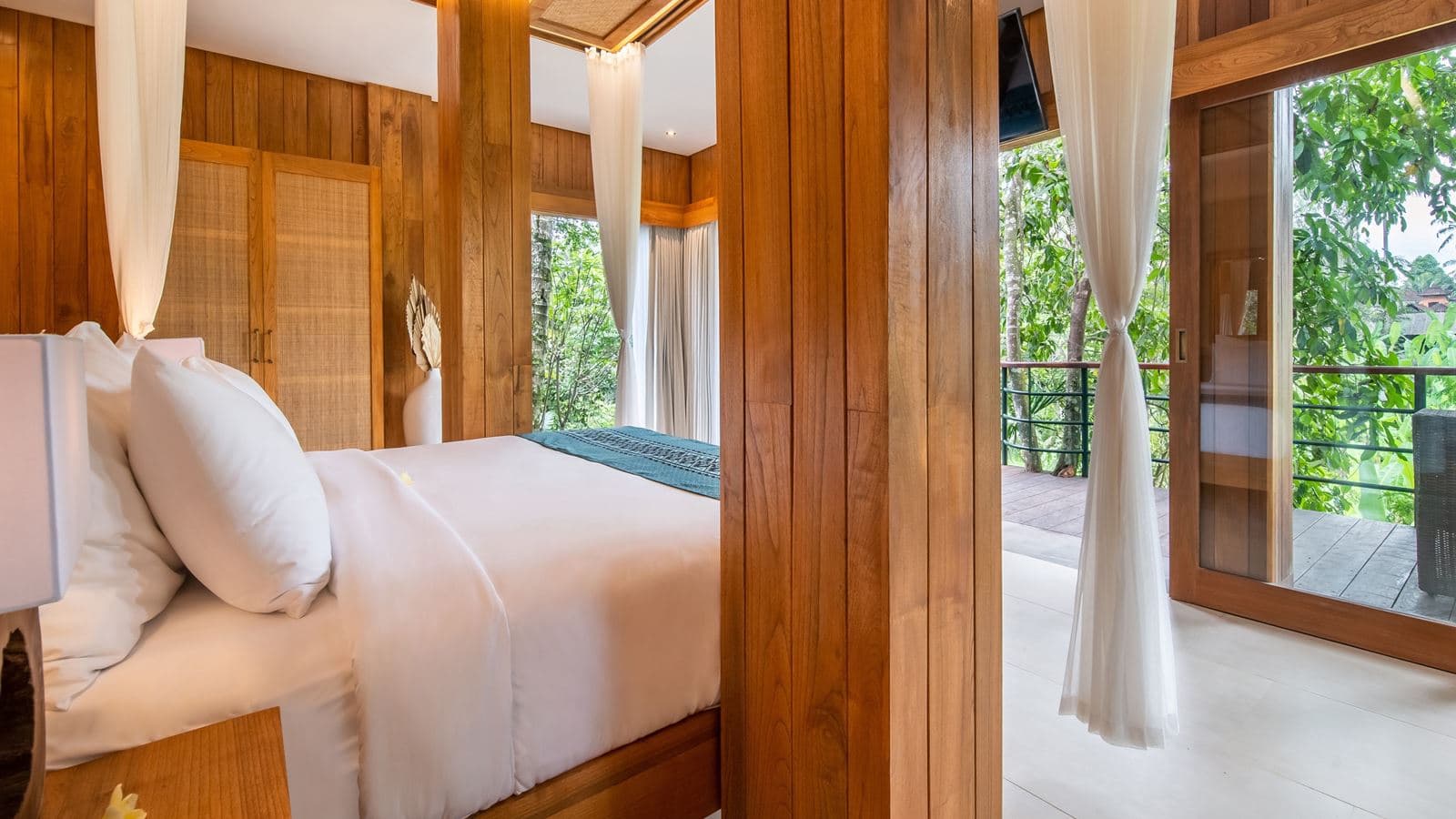 rooms-jungle-suite
