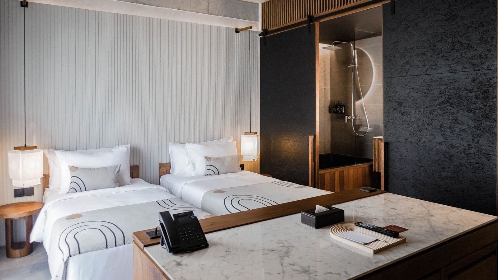 rooms-pool-studio