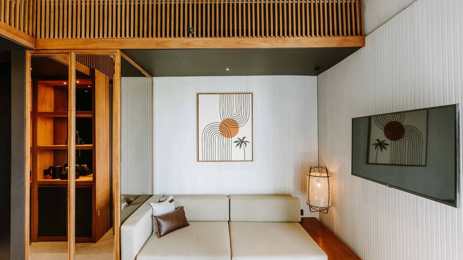rooms-pool-studio