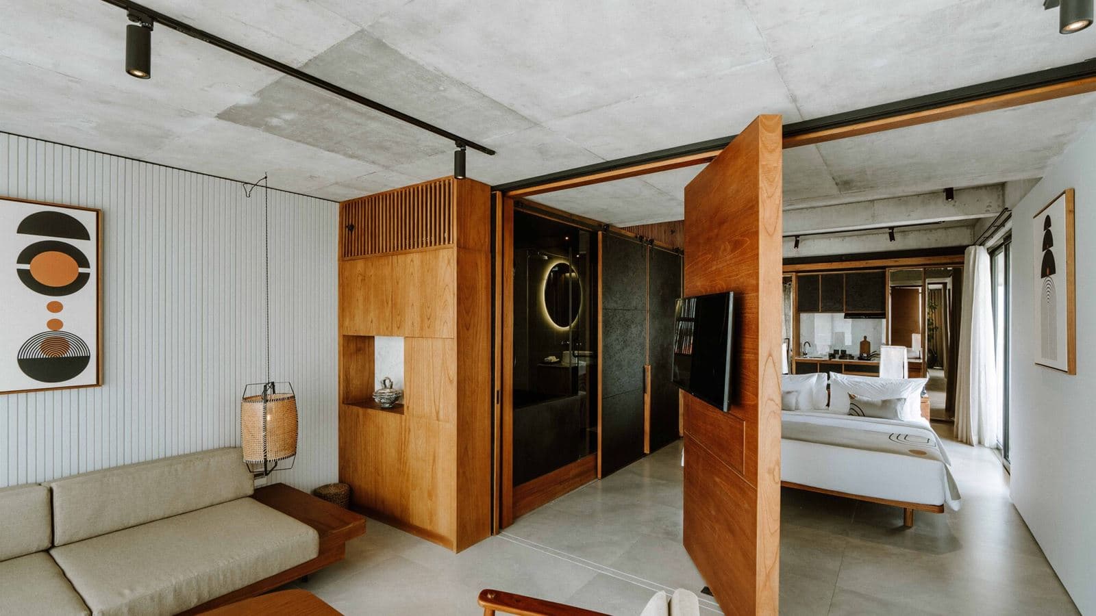 rooms-premier-pool-suite-plus