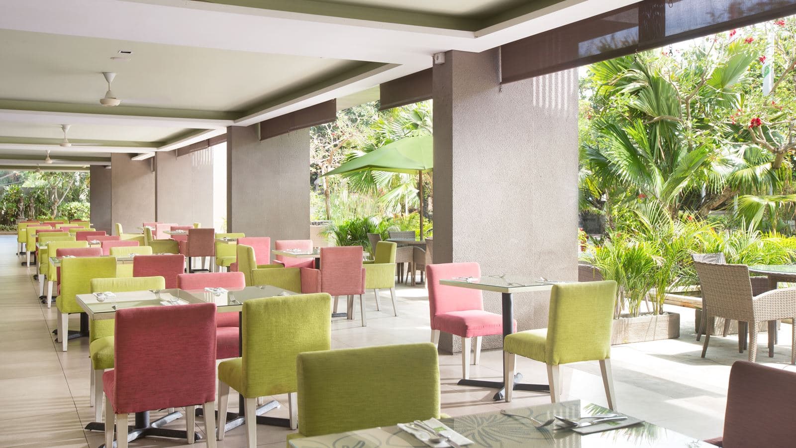 restaurants-street-restaurant