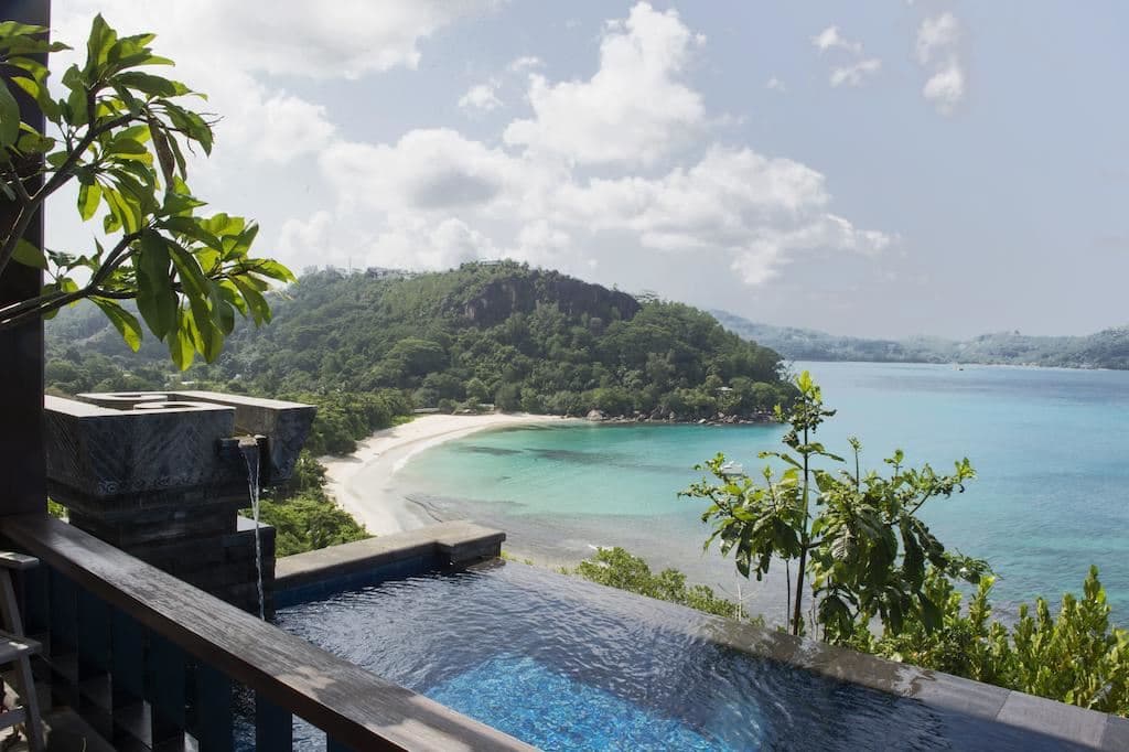 rooms-ocean-view-pool-villa
