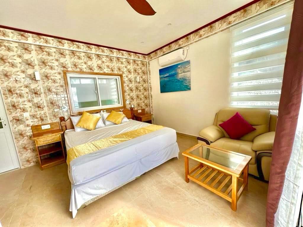 rooms-seaview-suites