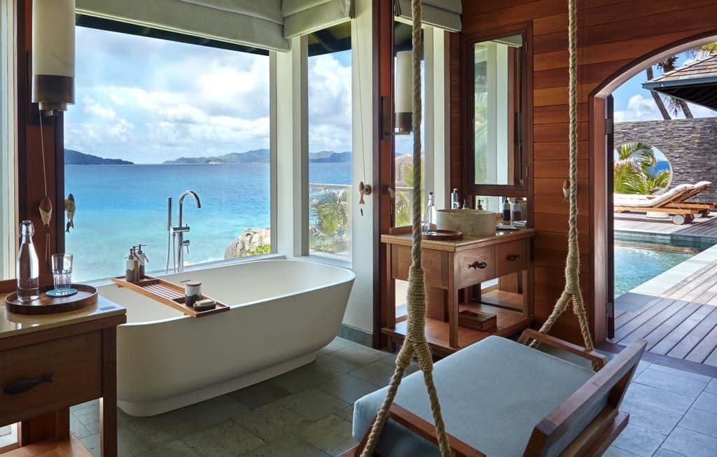 rooms-signature-pool-villa