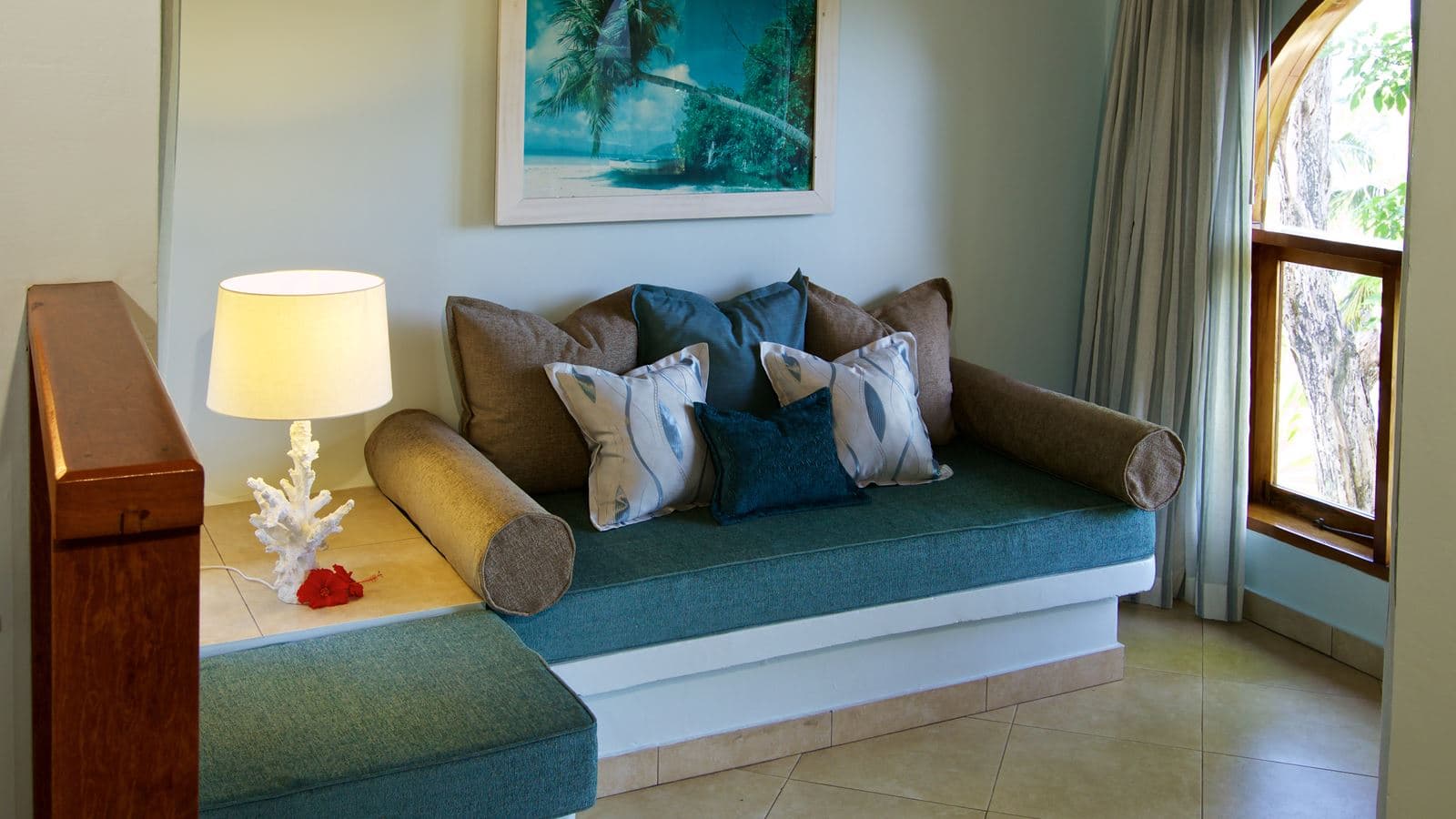 rooms-double-or-twin-superior-two-double-beds