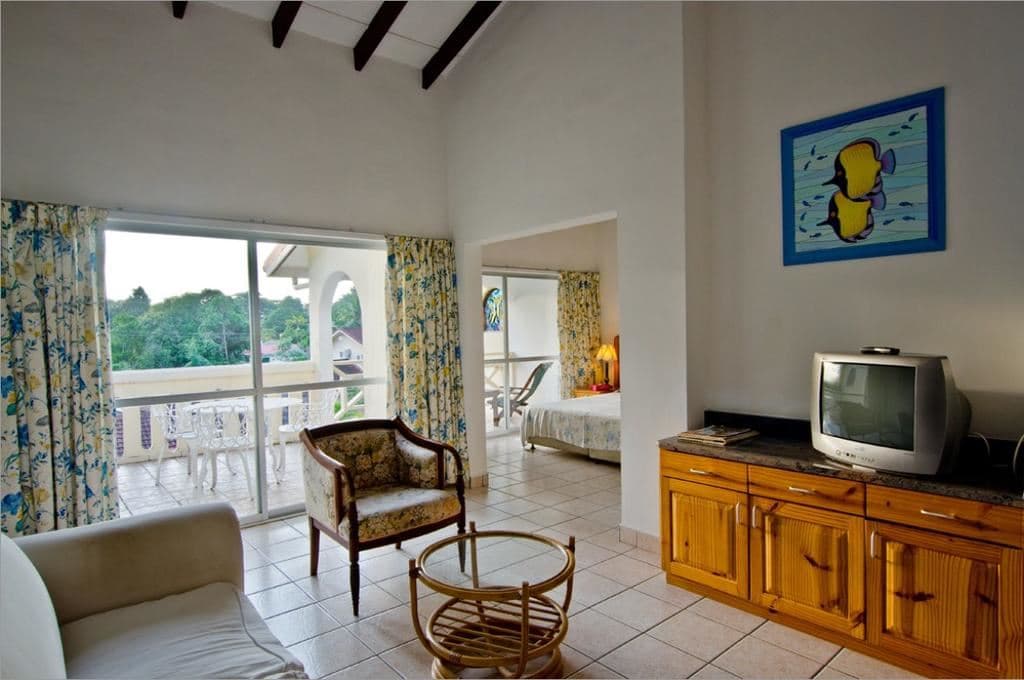 rooms-deluxe-room
