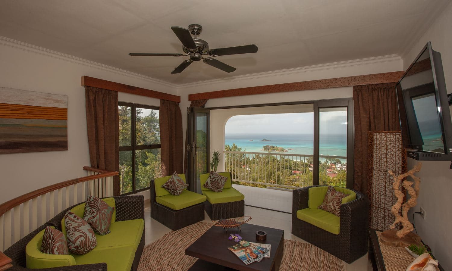 rooms-four-bedroom-hillside-villa