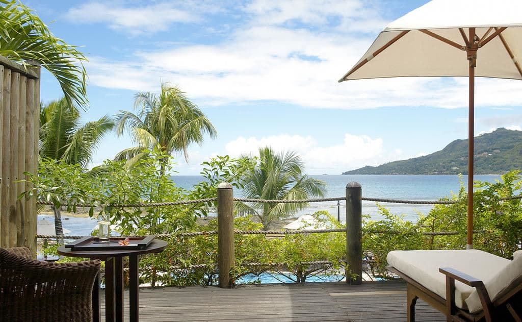 rooms-deluxe-ocean-view