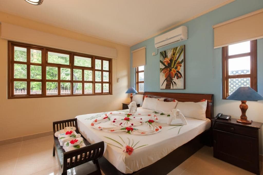 rooms-deluxe-apartment