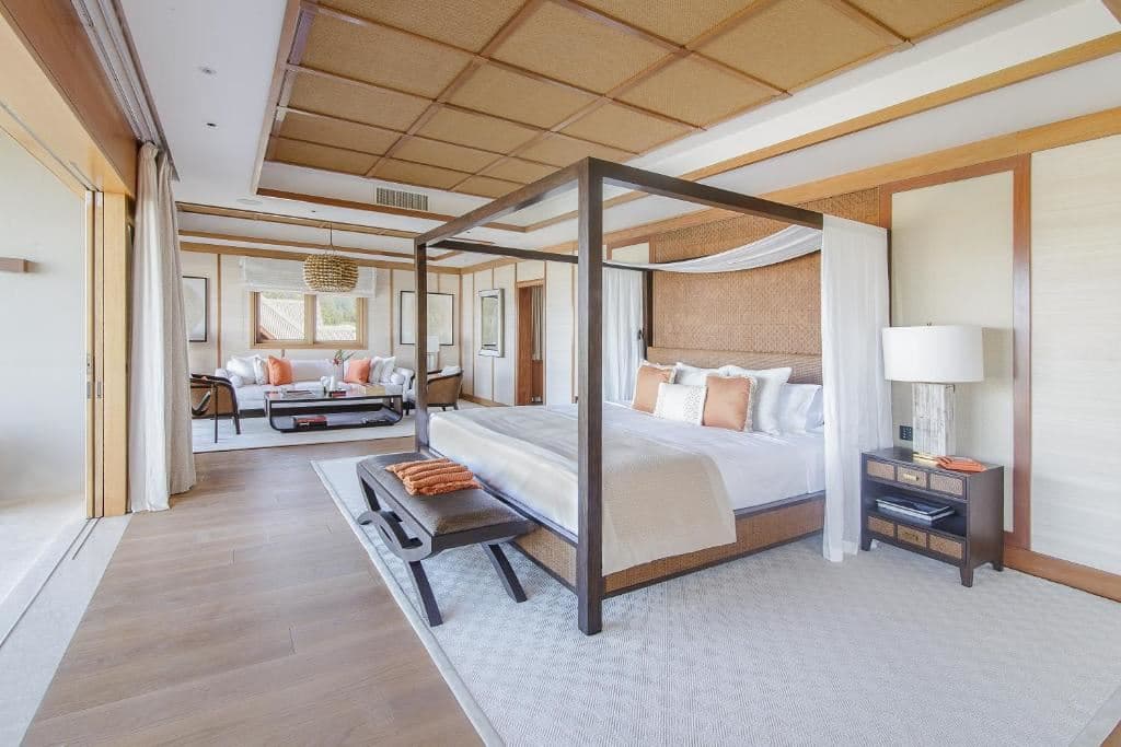rooms-royal-suite-ocean-view