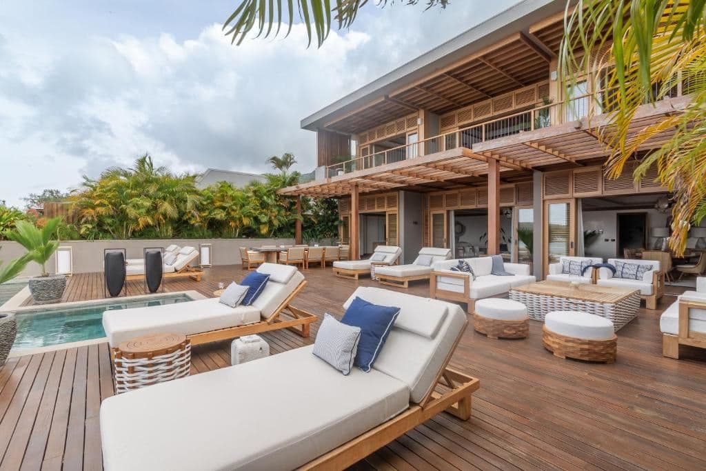 rooms-one-bedroom-emperor-villa-with-pool