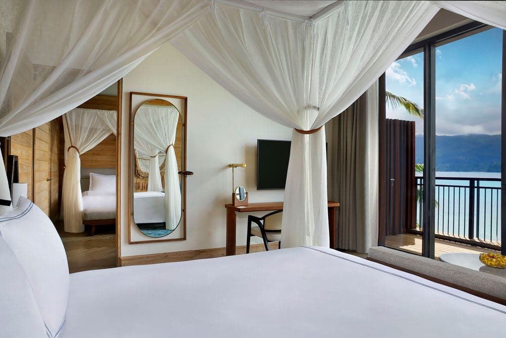rooms-premium-deluxe-room