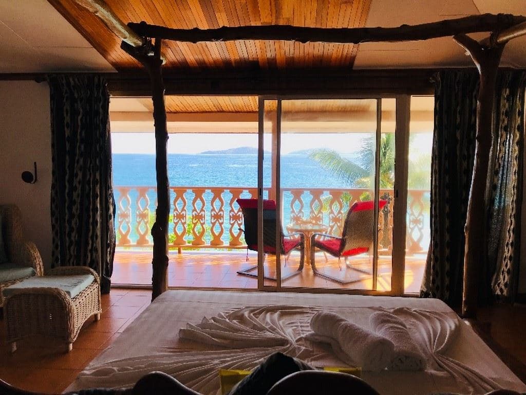 rooms-deluxe-room