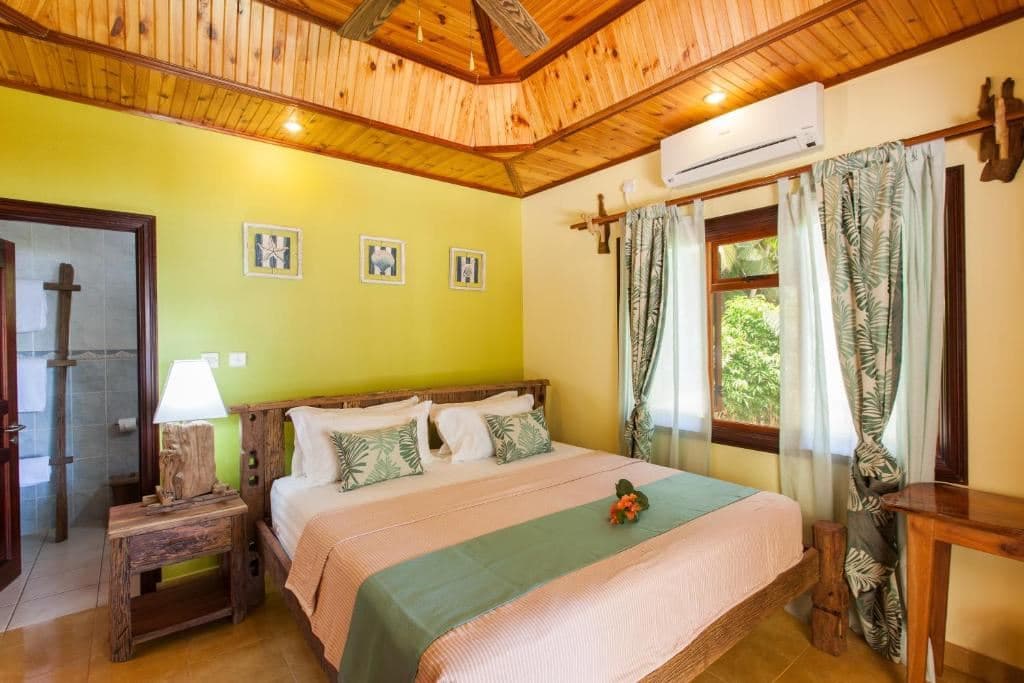 rooms-villa