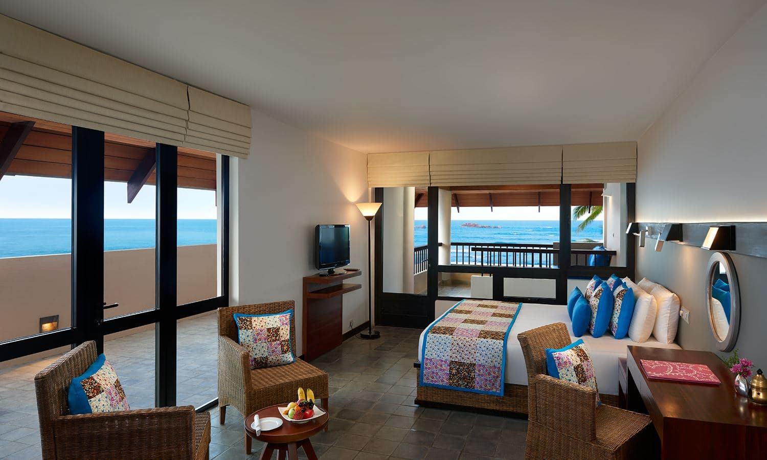 rooms-deluxe-room