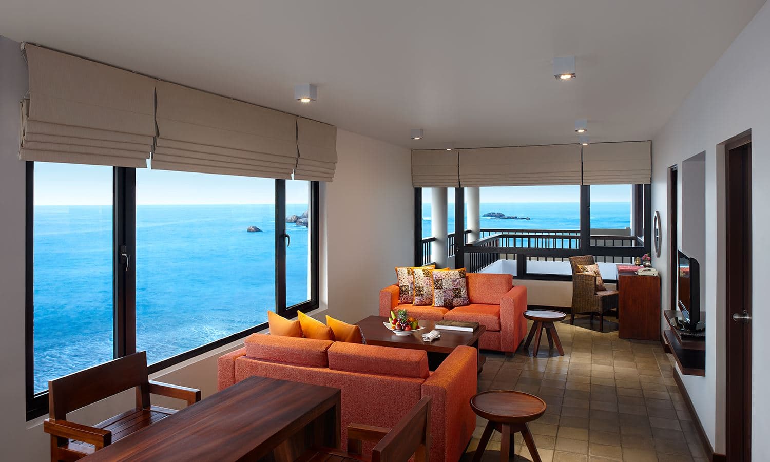 rooms-corner-suite