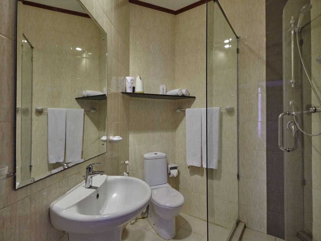 rooms-deluxe-room