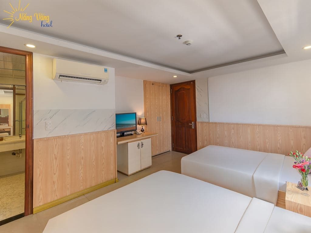 rooms-superior-room