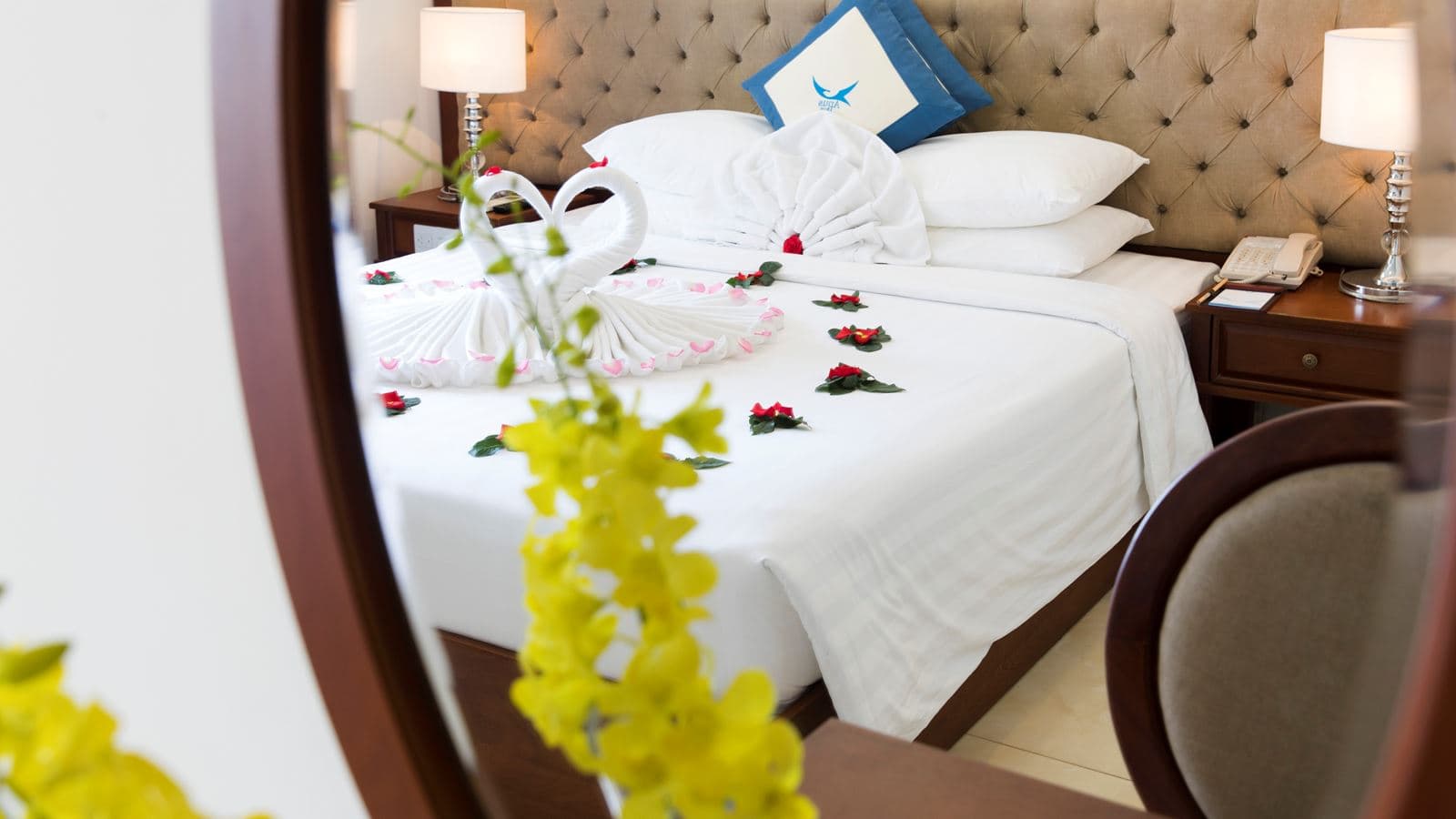 rooms-deluxe-seaview