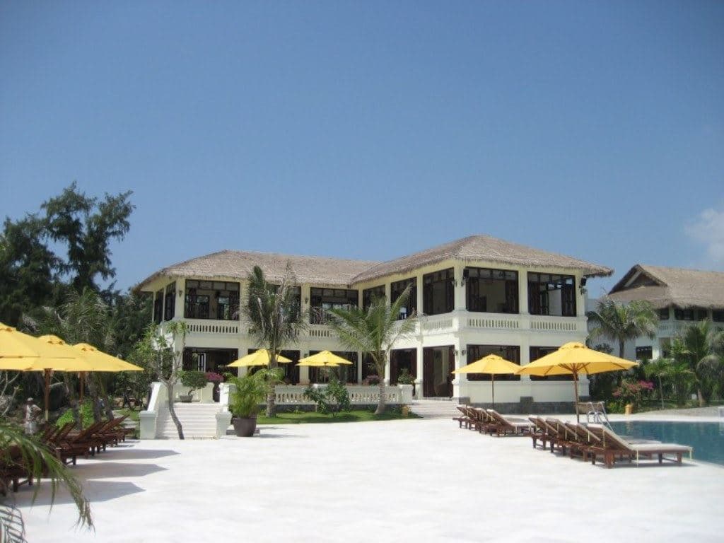 general-main-building