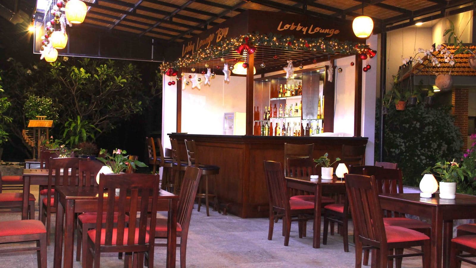 bars-green-lounge