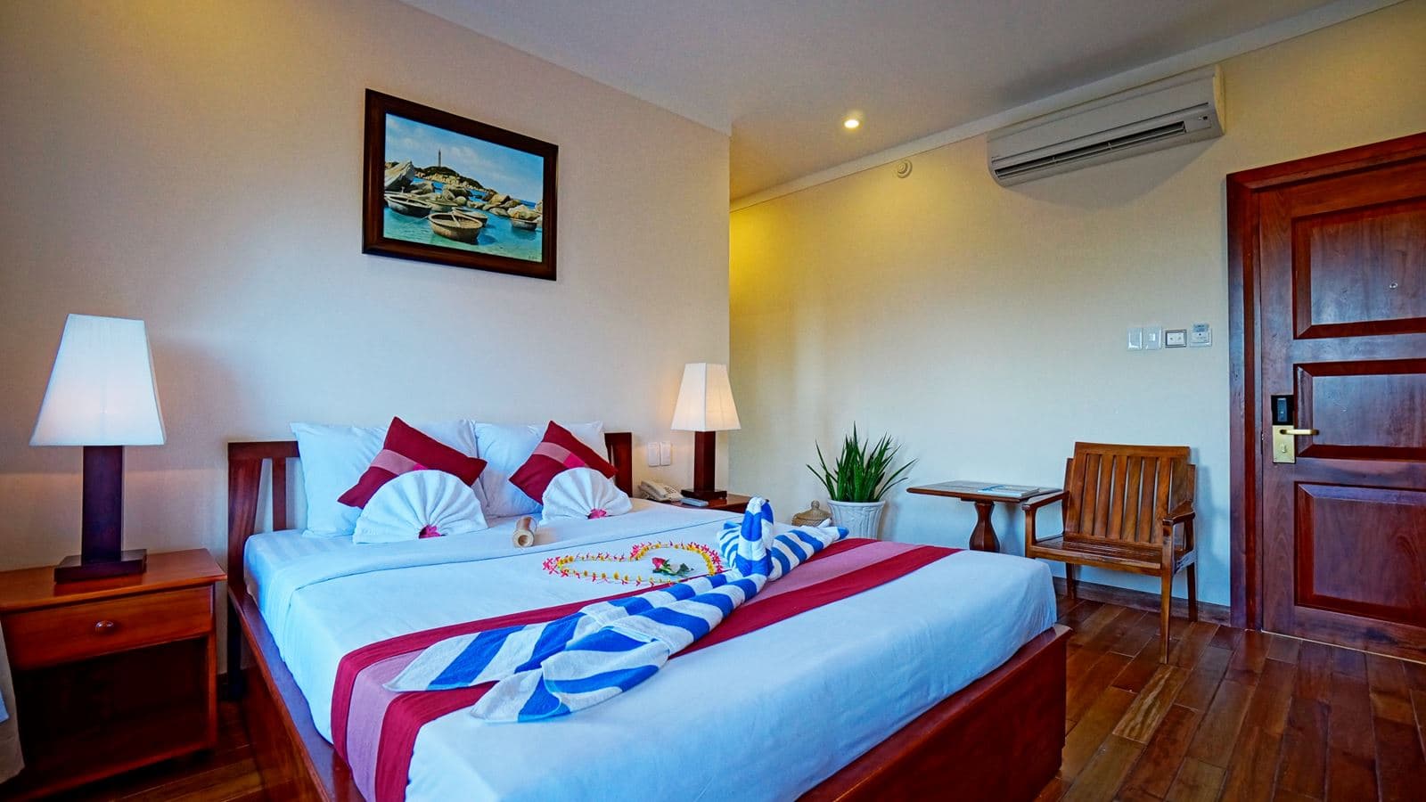 rooms-deluxe-seaview