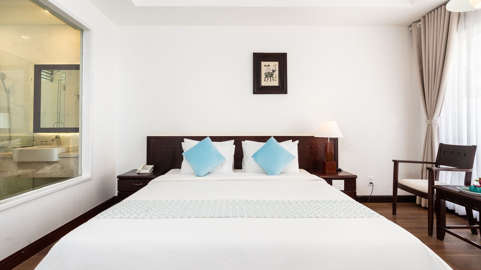 rooms-superior-ocean-view-with-balcony