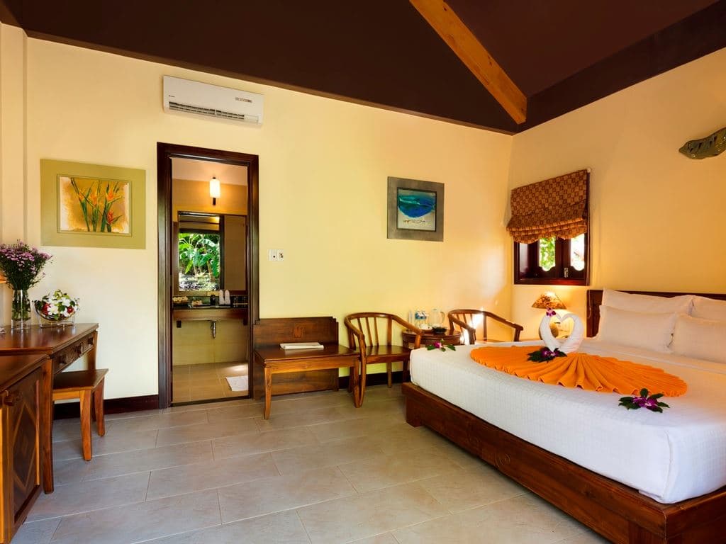 rooms-bungalow-superior-garden-view-with-terrace-child-without-extra-bed