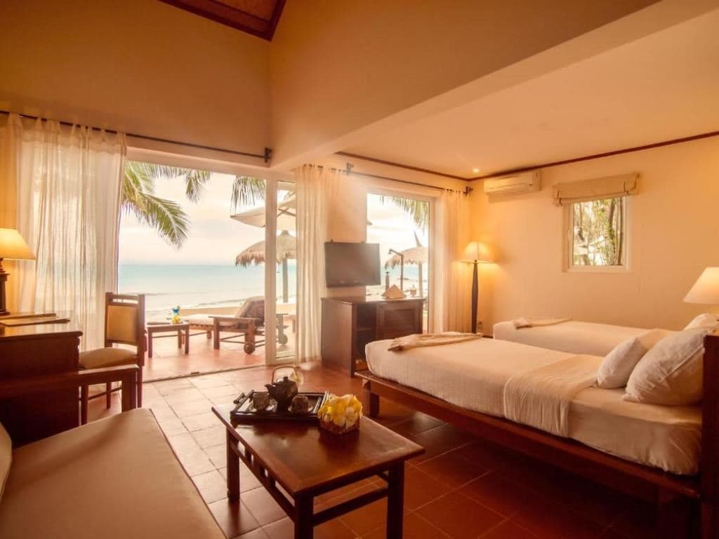 rooms-beachfront-bungalow