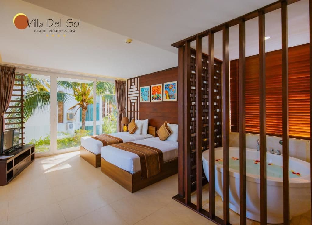rooms-grand-premium-deluxe-garden-double-with-balcony