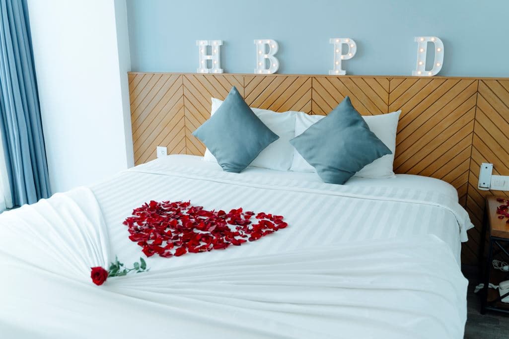 rooms-deluxe-partial-sea-view