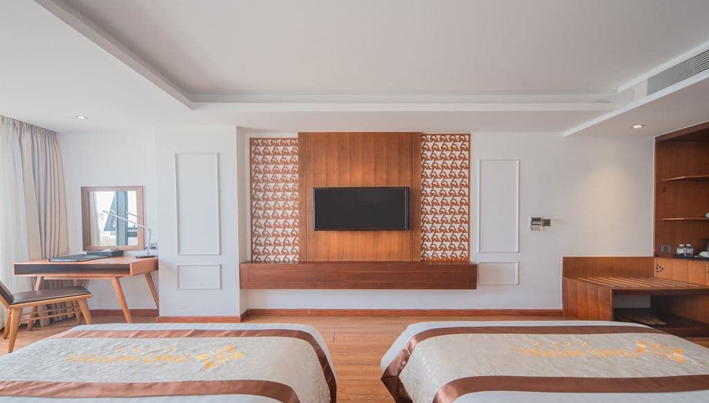 rooms-deluxe-cityview