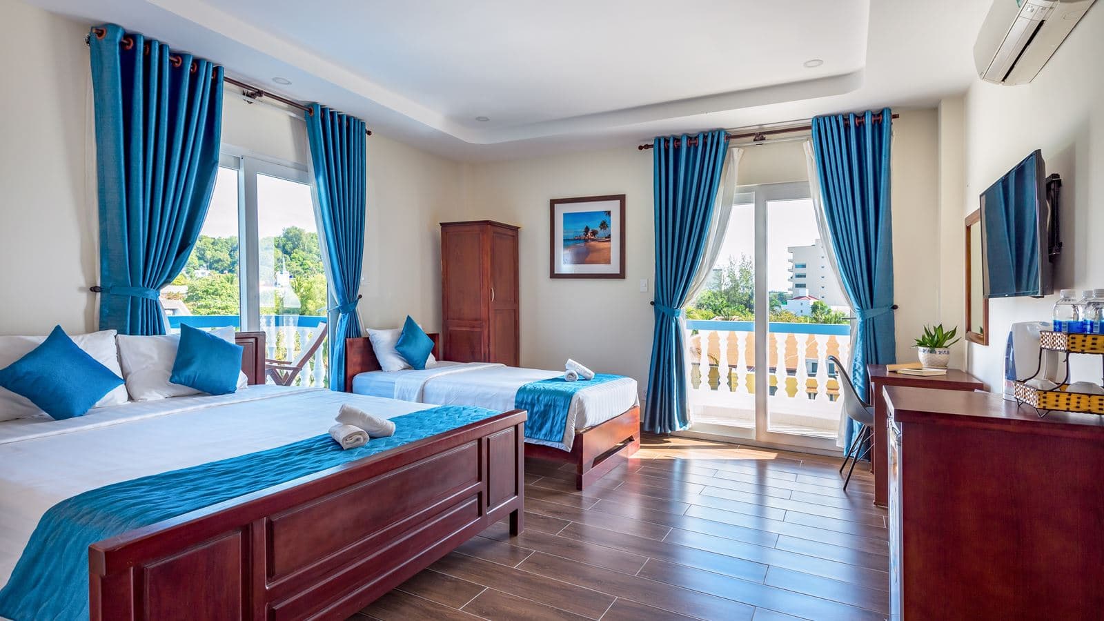 rooms-premier-triple-balcony-no-extra-bed