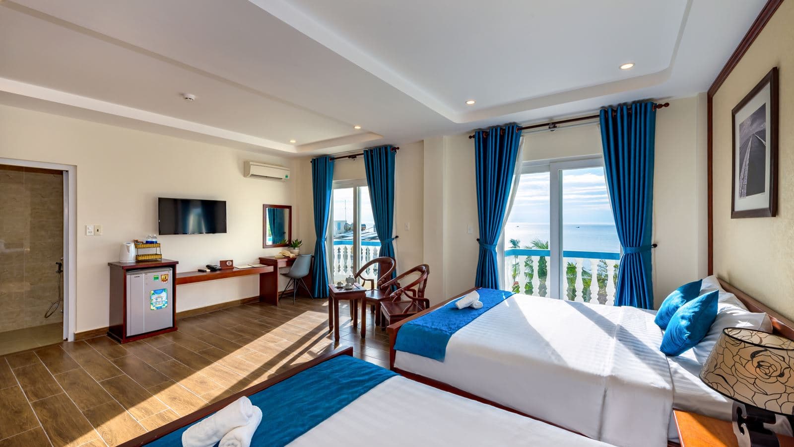 rooms-executive-family-balcony-no-extra-bed