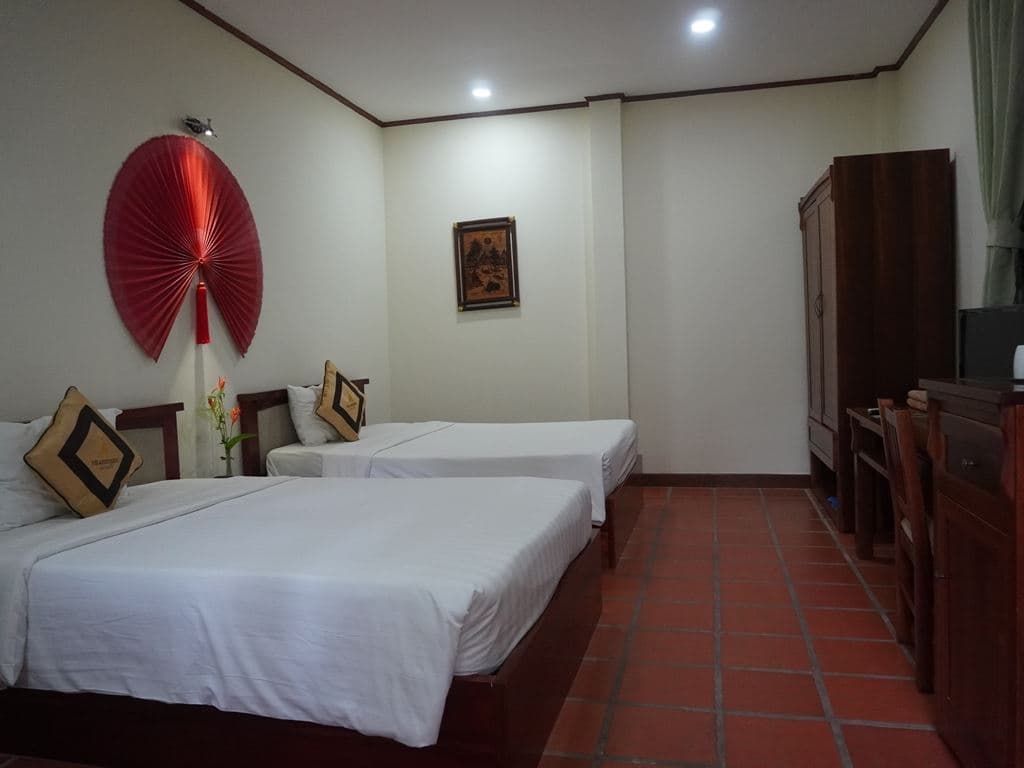rooms-deluxe-room