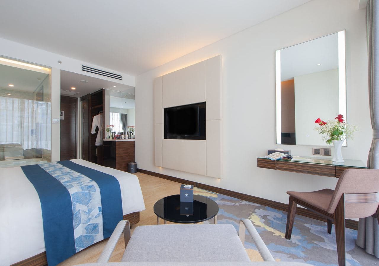 rooms-deluxe-room